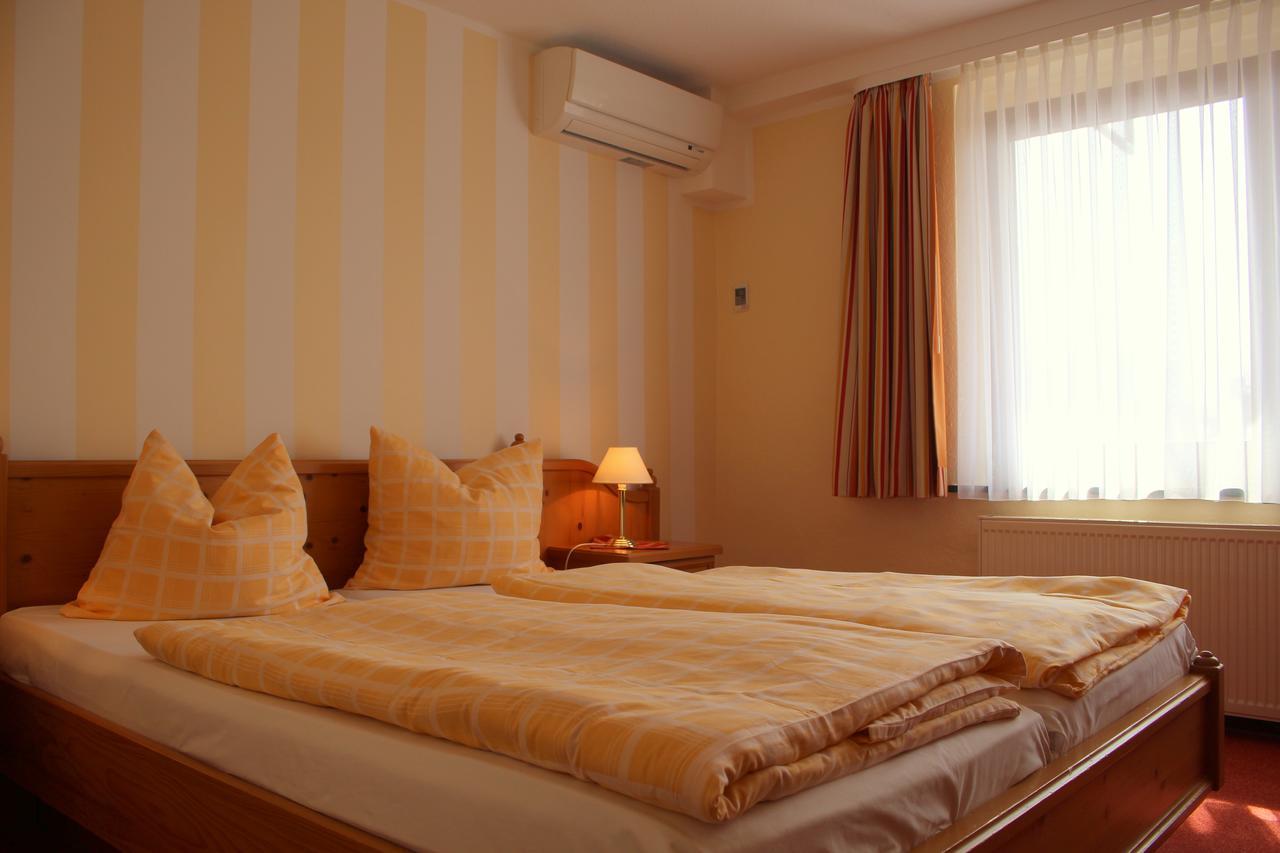 Bed & Breakfast Hotel Muellerhof Caputh Ngoại thất bức ảnh
